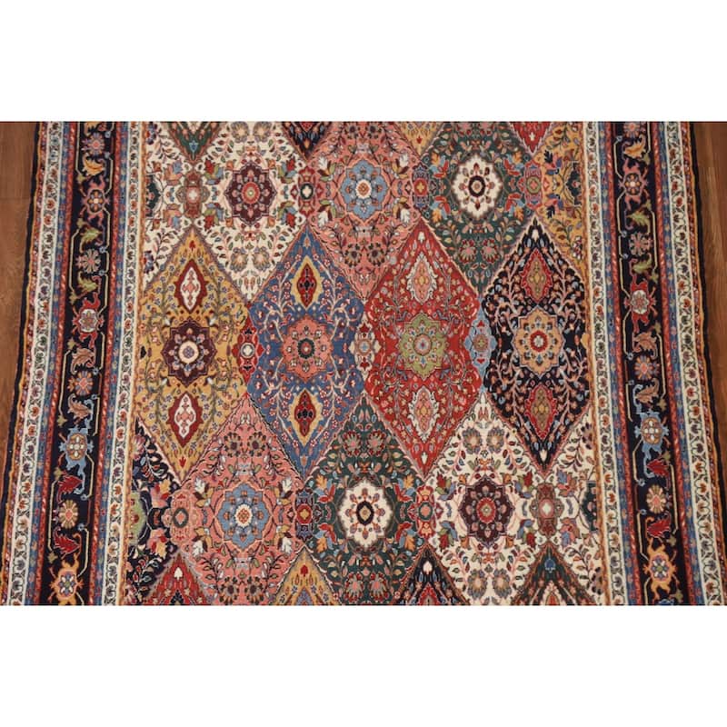 Masterpiece Vegetable Dye Shiraz Qashqai Rug Persian Wool Carpet - 4'0"x 5'8"