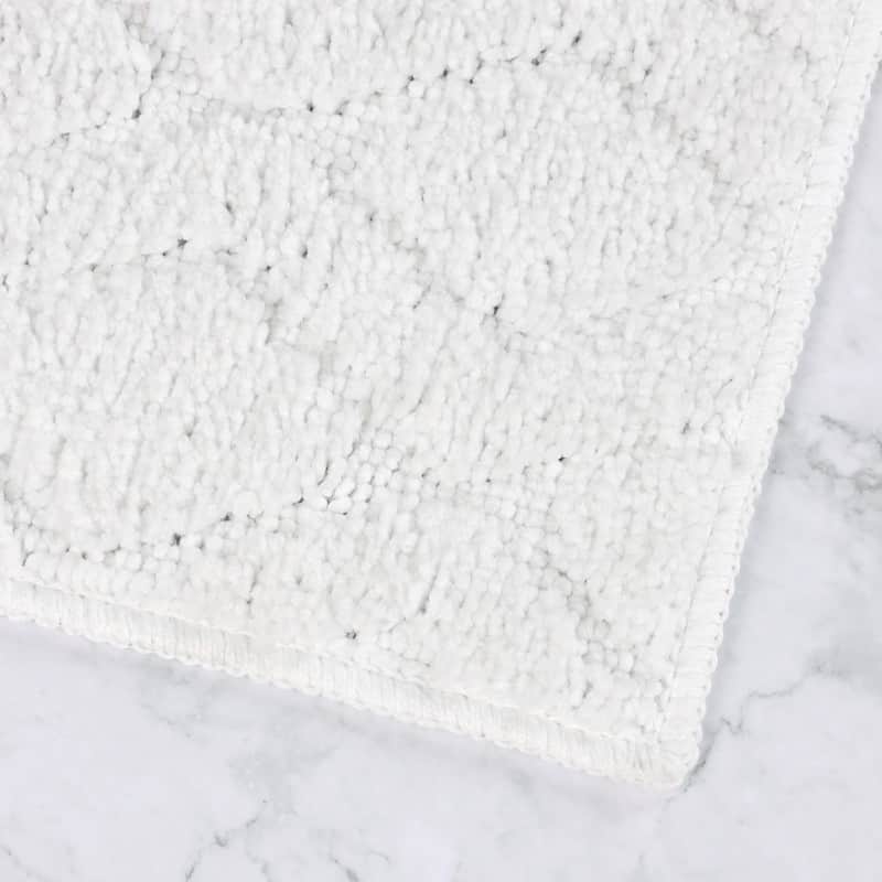 Blue Nile Mills Diamond Lattice Textured Non-Slip Washable Bath Rugs - Set of 2