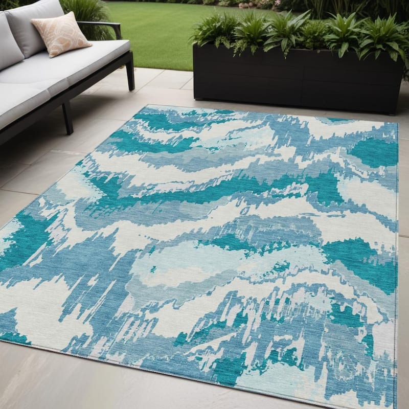 HomeRoots Abstract Transitional Rectangle Outdoor Rug - 5' X 8'