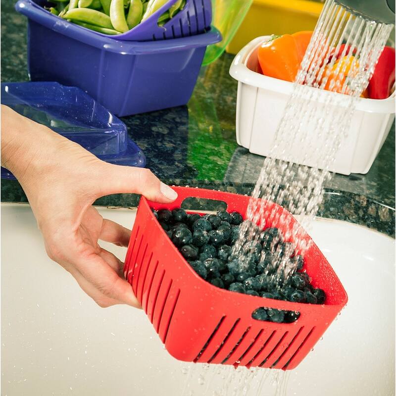 Hutzler 3-in-1 Berry Keeper Colander and Container, Keeps Berries Fresh Longer, 2 Pints