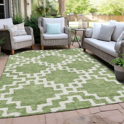 Machine Washable Indoor/ Outdoor Chantille Geo Trellis Rug