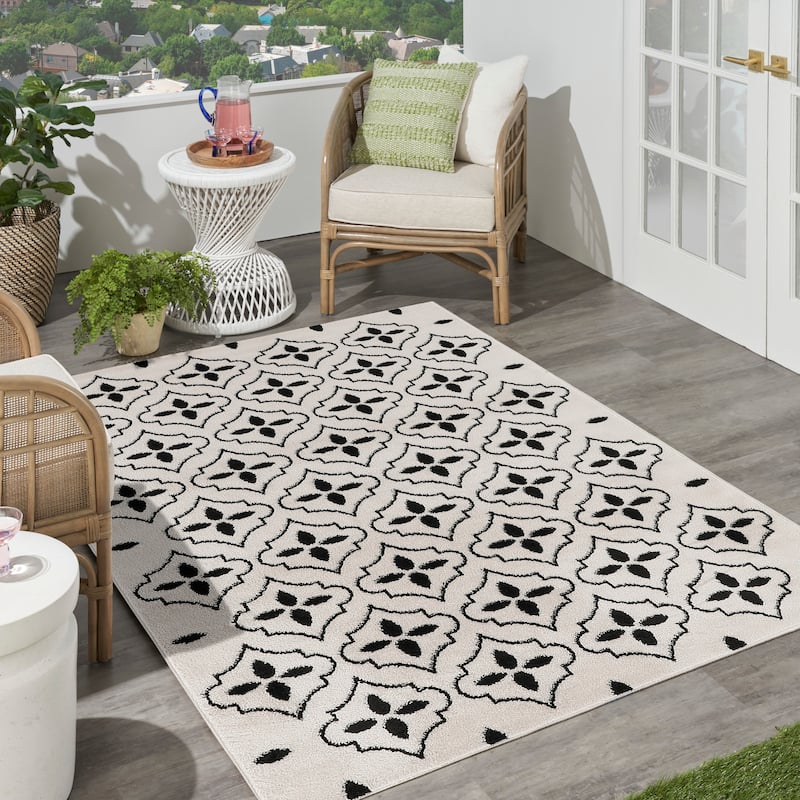 Nourison Sandy Indoor / Outdoor Blue Moroccan Area Rug