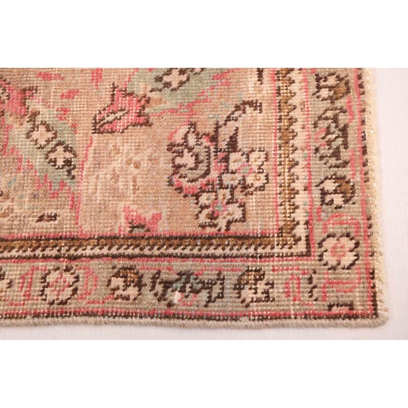 ECARPETGALLERY Hand-knotted Antalya Vintage Light Red Wool Rug - 6'4 x 9'0