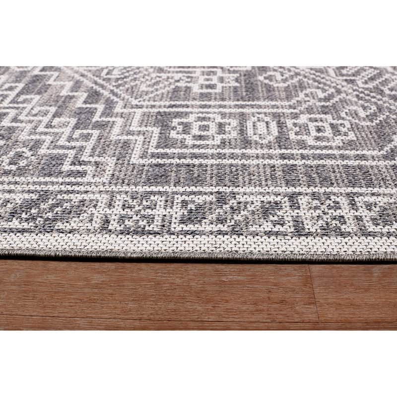 Terra by Obeetee Pavilion Tribal Rug