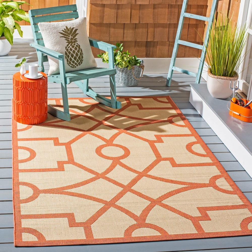 Martha Stewart by SAFAVIEH Fretwork Indoor/ Outdoor Waterproof Rug