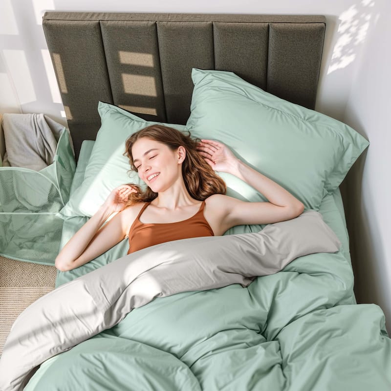 Empyrean Back to College Kit with Ice Pillow/ Down Alternative Pillow