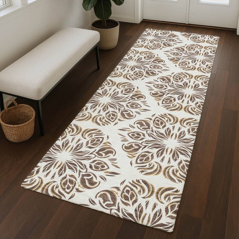 Machine Washable Indoor/ Outdoor Damask Pearl Chantille Rug