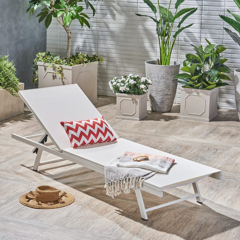 Mesh Chaise Lounge Chair, Rust-Proof Patio Recliner with Adjustable Backrest, Poolside Chair for Sunbathing
