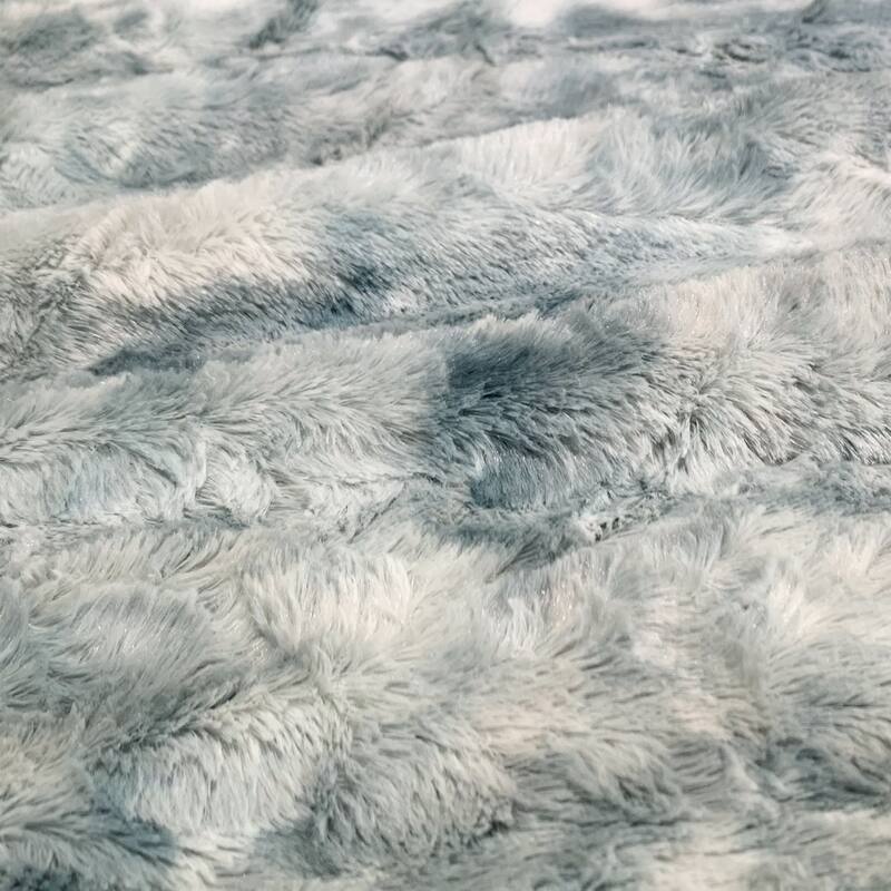 Wonderful Velvet 3 Piece Quilt Set