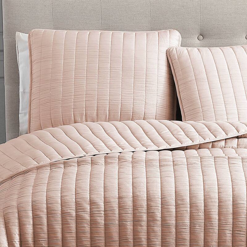 Riverbrook Home Moonstone 3 Piece Quilt Set