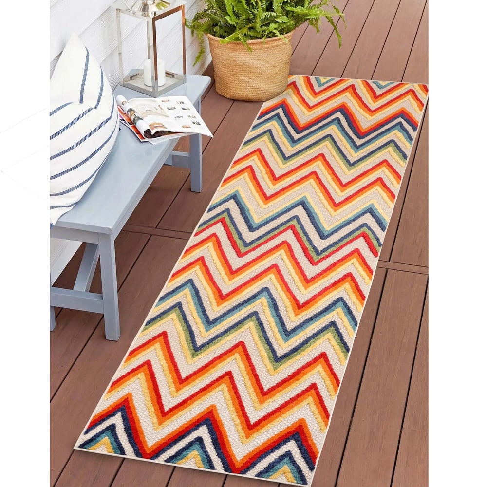 Superior Acacia Zig-Zag Indoor Outdoor Runner or Area Rug