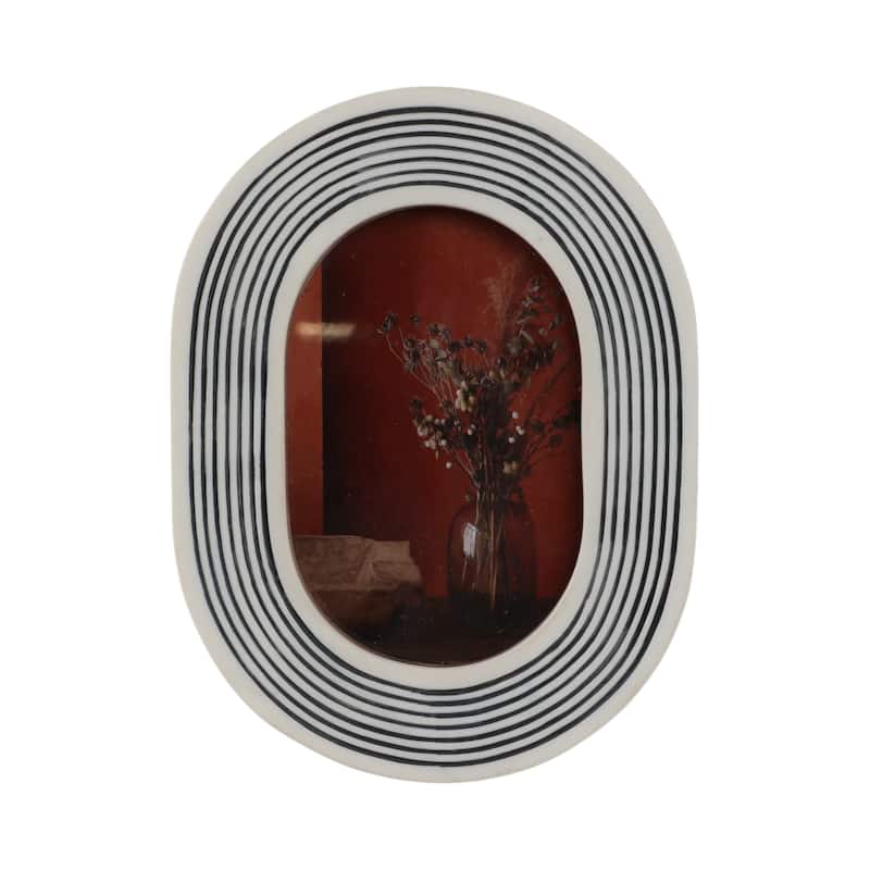 Resin Glass Oval Photo Frame Featuring Striped Detailing Casual Style