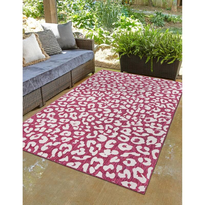 Outdoor Gallery Collection Area Rug - Magenta - 7'10"x11'