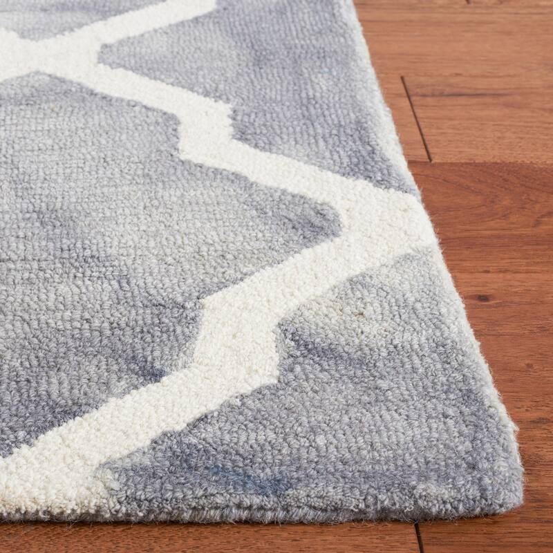 SAFAVIEH Handmade Dip Dye Ivona Vintage Wool Rug - 2' x 3' - Grey/Ivory