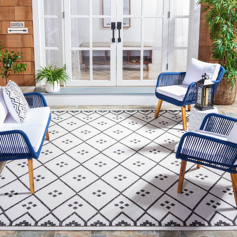 SAFAVIEH Courtyard Mauriceta Indoor/ Outdoor Waterproof Patio Backyard Rug