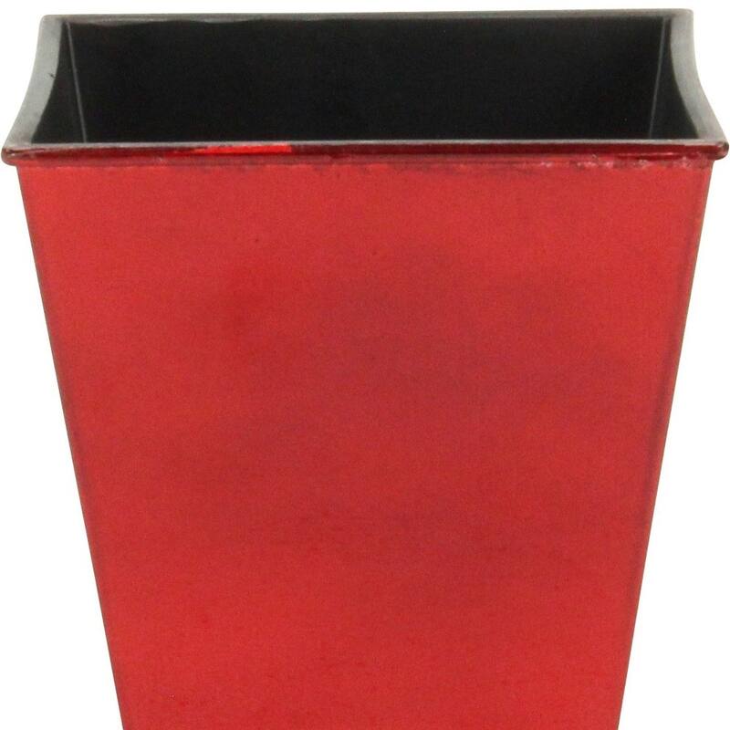 HomeRoots 5" Red Recycled Plastic Indoor Outdoor Rectangular Pot Planter