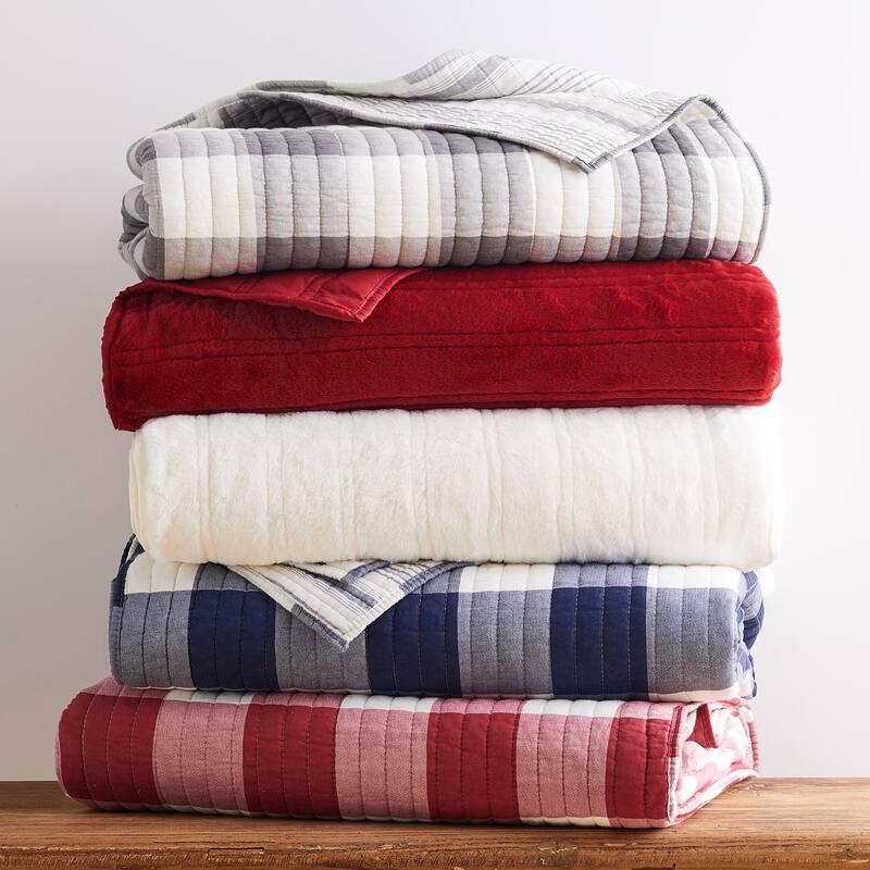 Camden Red Full/Queen Quilt Set - Levtex Home