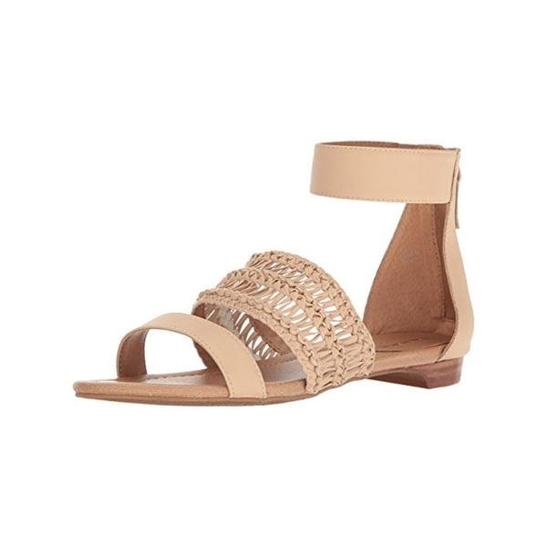 tahari flat sandals