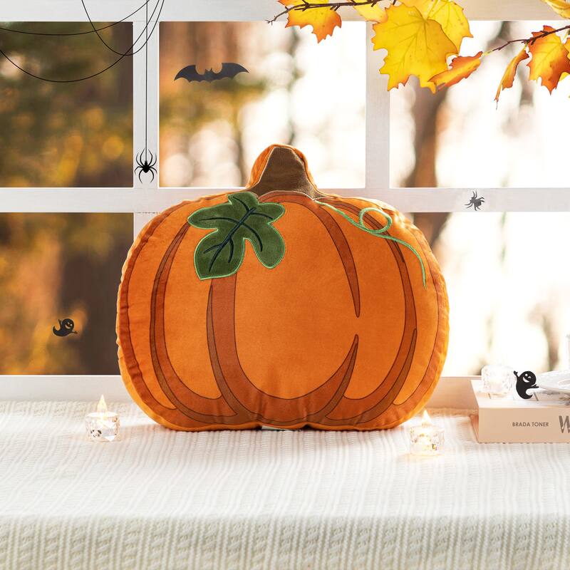 Glitzhome 15.5"L Fall/ Halloween Double Sided Pumpkin Throw Pillow
