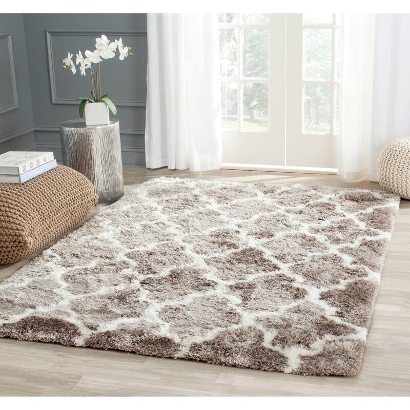 SAFAVIEH Handmade Barcelona Shag Kiyo Polyester Rug - 8' x 10' - Silver/Ivory