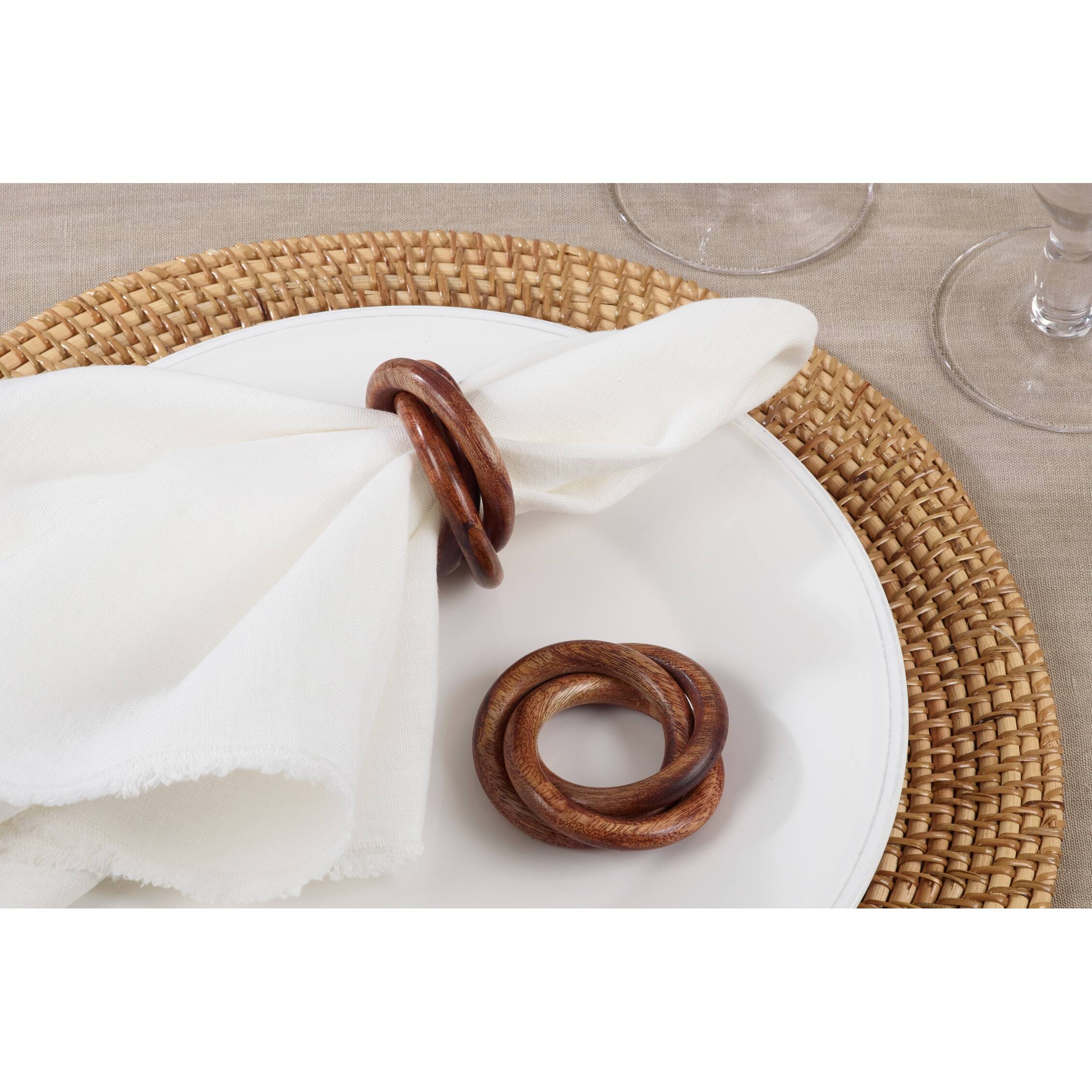 Mango Wood Napkin Rings With Interlock Design (Set of 4) Bed Bath & Beyond 27460207