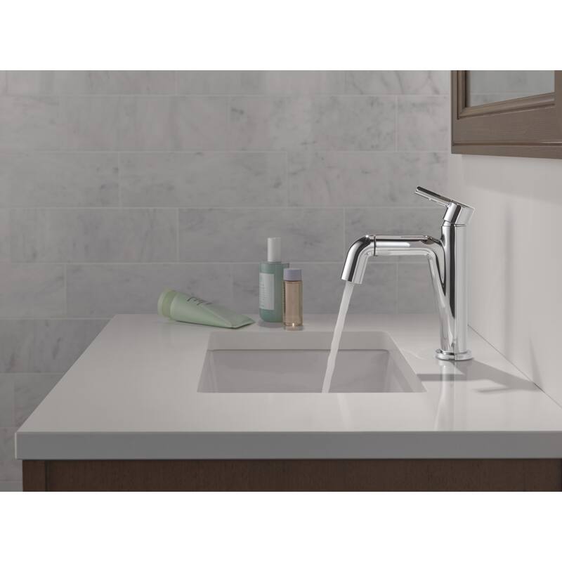 Delta 15849LF-PD Nicoli 1.2 GPM Single Hole Bathroom Faucet with Pull
