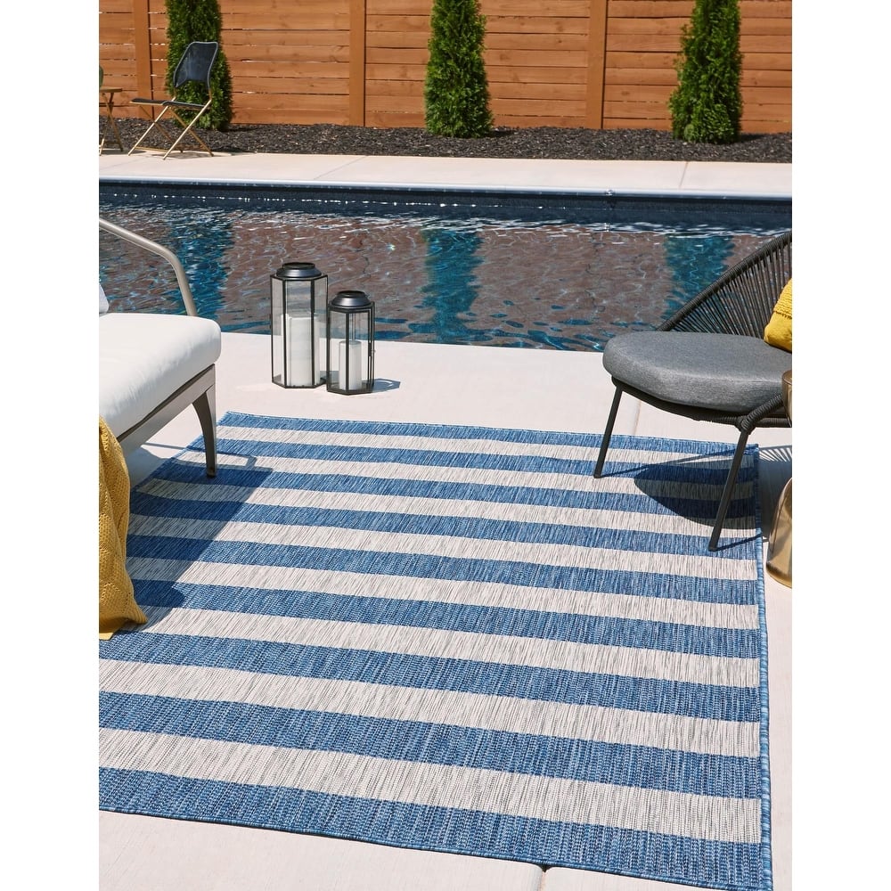 Outdoor Laaset Collection Area Rug