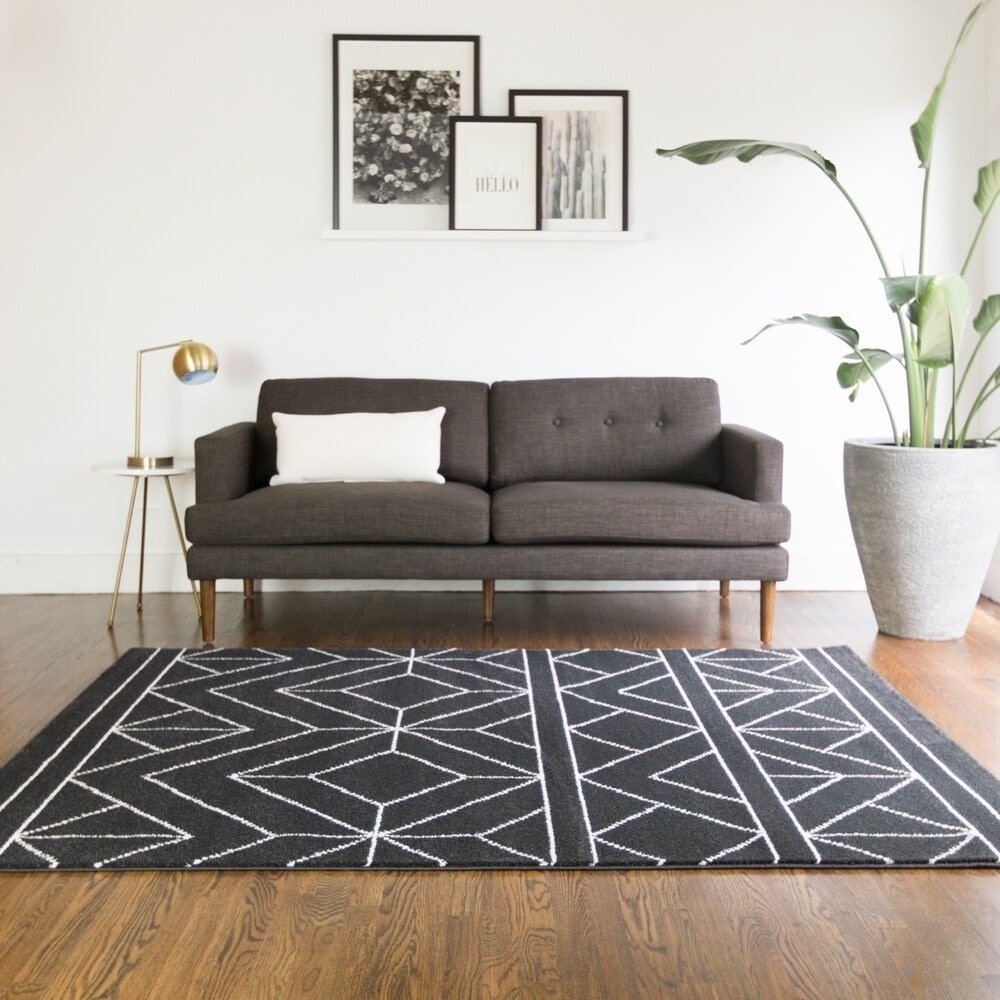Carson Carrington Iseras Modern Geometric Area Rug