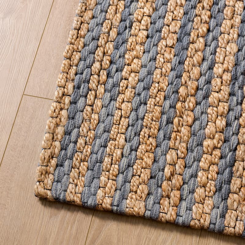 Martha Stewart by SAFAVIEH Handmade Deivi Jute Rug