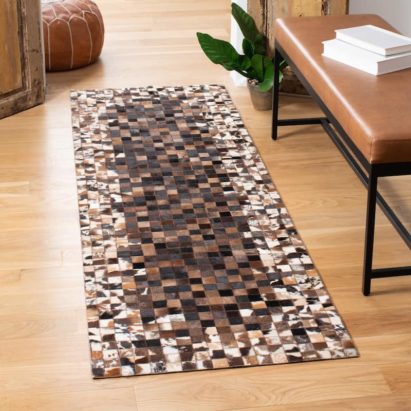 SAFAVIEH Handmade Studio Leather Tamisha Natural Hide Leather Rug
