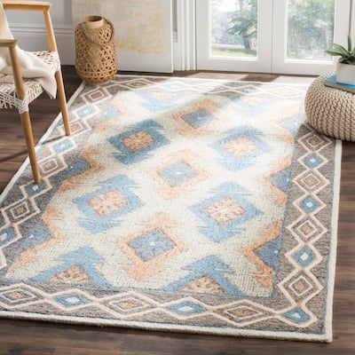 SAFAVIEH, Handmade Micro-Loop Ottilde Wool Rug