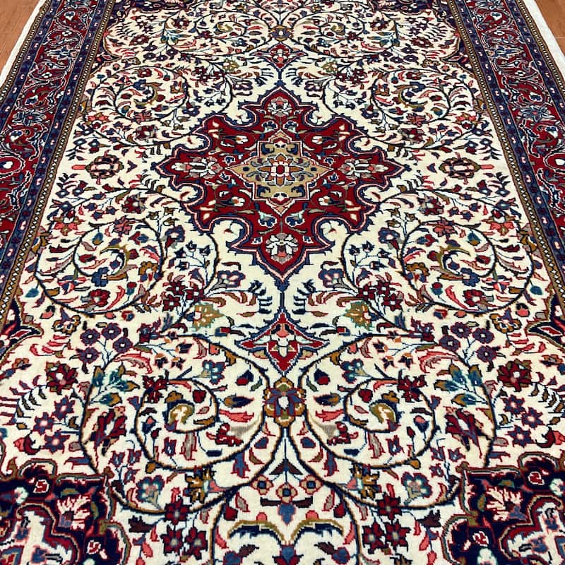 HERAT ORIENTAL Handmade Qum Wool Rug - 4'5" x 7'1"