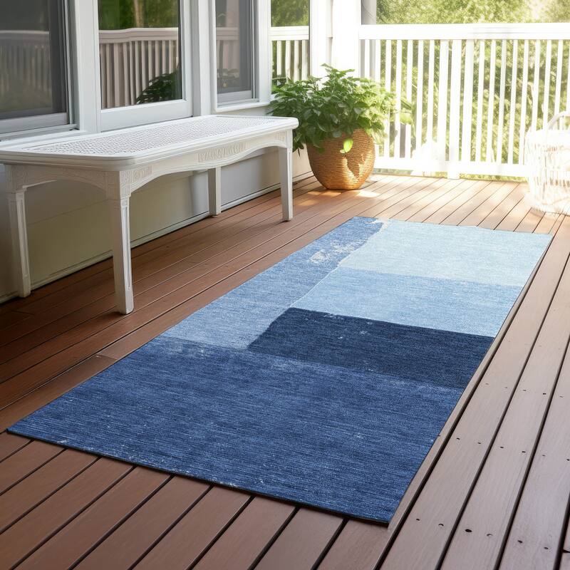 Machine Washable Indoor/ Outdoor Abstract Kraig Chantille Rug - Blue - 2'3" x 7'6"