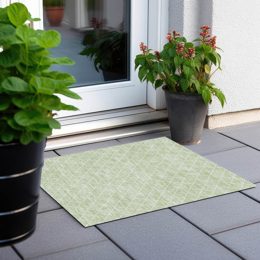 Machine Washable Indoor/ Outdoor Chantille Diamond Trellis Rug