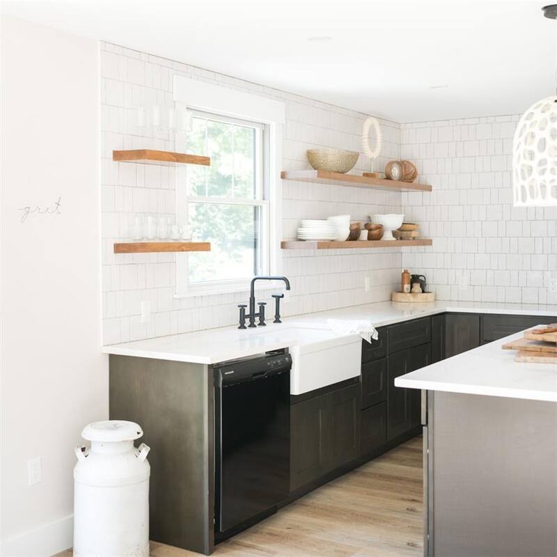 Merola Tile Novecento Square Blanco Viejo 5-1/8" x 5-1/8" Ceramic Wall Tile