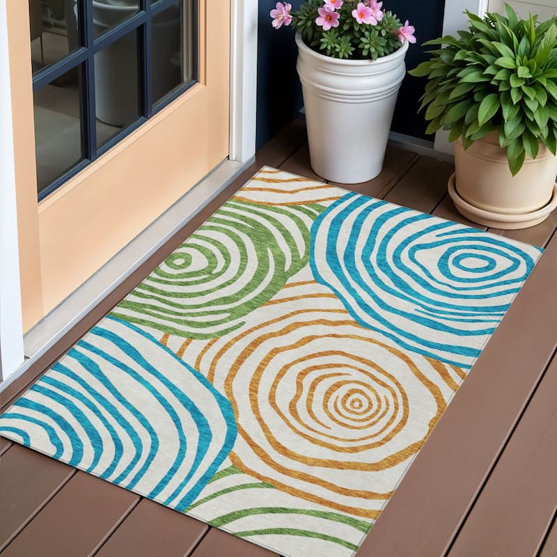 HomeRoots Abstract Transitional Rectangle Outdoor Rug - 3' x 5'