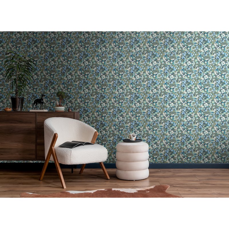 Flora Ditsy Blue Garden Wallpaper