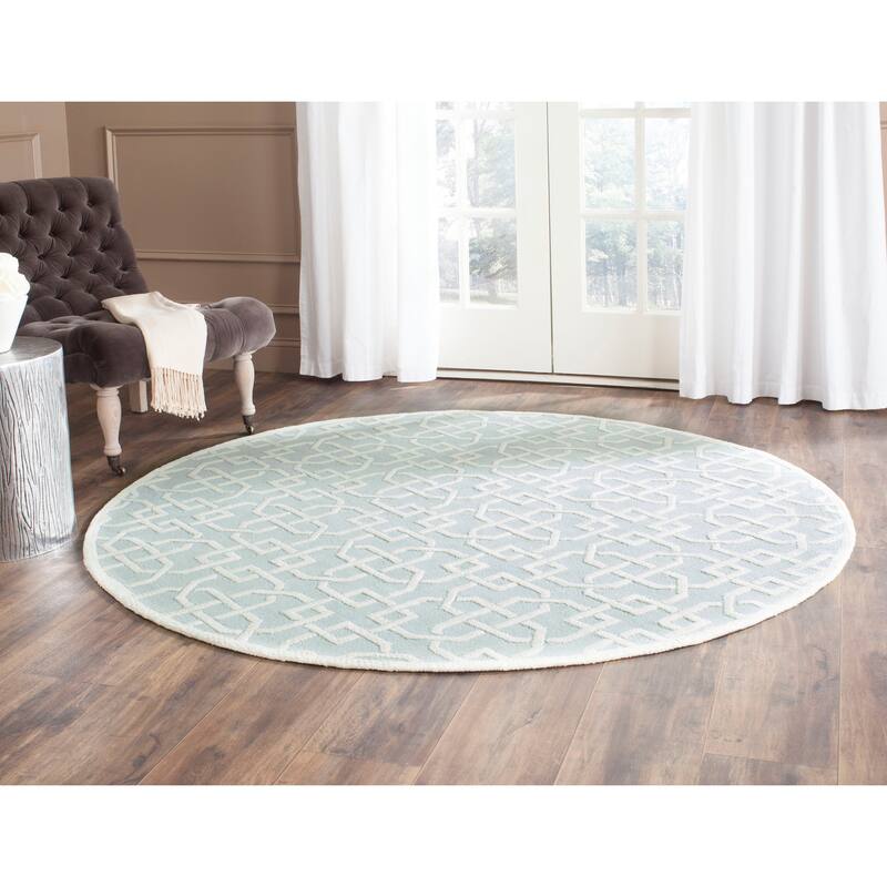 SAFAVIEH Handmade Newport Ximena Modern Cotton Rug - 6' Round - Light Blue/White