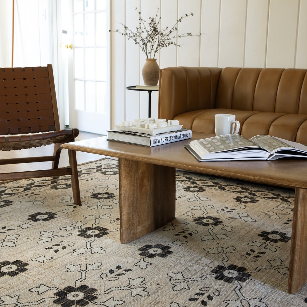 Adelaide Traditonal Bordered Floral Beige/ Black Wool Blend Area Rug