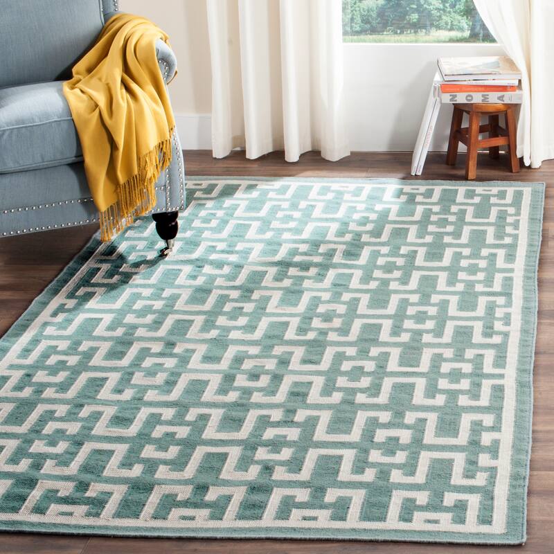 SAFAVIEH Handmade Flatweave Dhurries Ranjeeta Modern Moroccan Wool Rug - 6' x 9' - Seafoam/Ivory