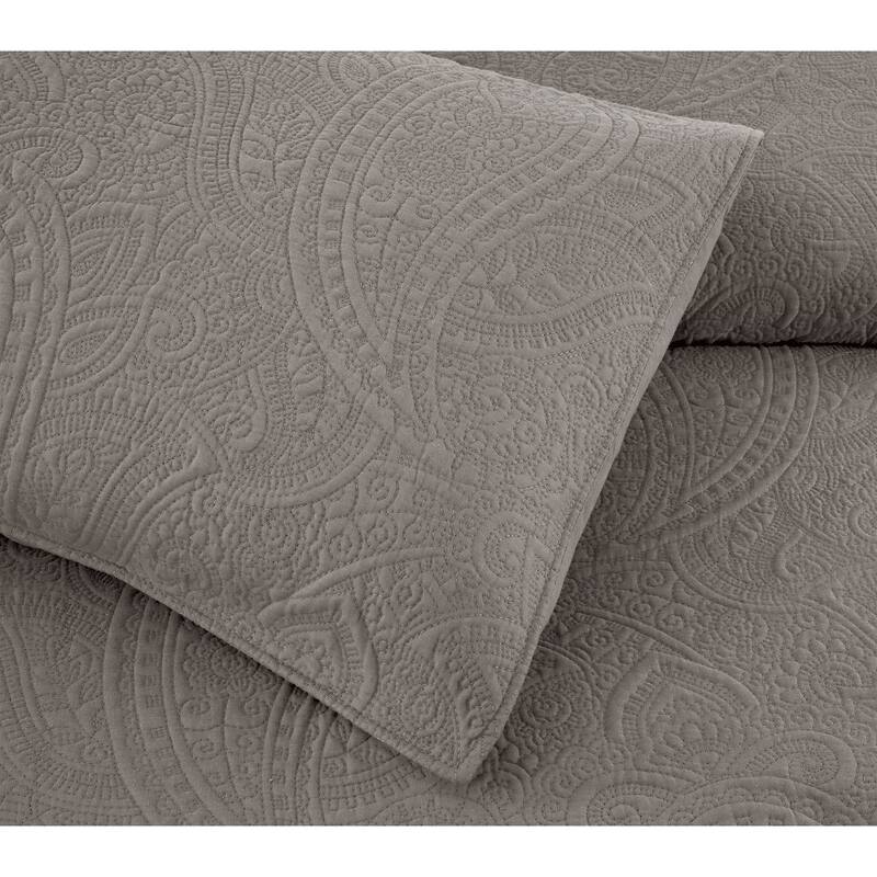 Bedford Lane Collection Embroidered Paisley Cotton Shell Quilt Set - 5 color way