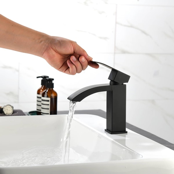 Bathroom on sale vanity faucets