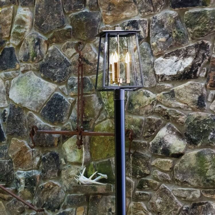 Hinkley Lighting Walker 3 Light 20.75" Tall Post Light with Clear