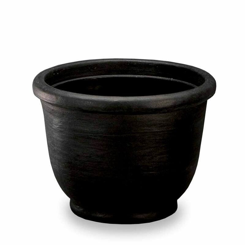 Agave Round Indoor and Outdoor Planter - 14" - Caviar Black