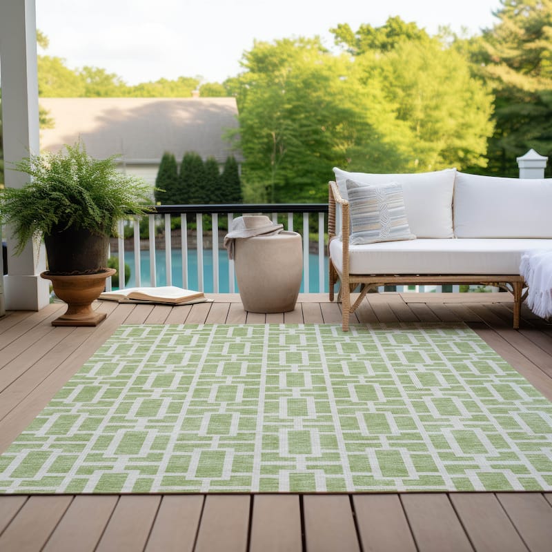 Machine Washable Indoor/ Outdoor Chantille Contemporary Geo Rug