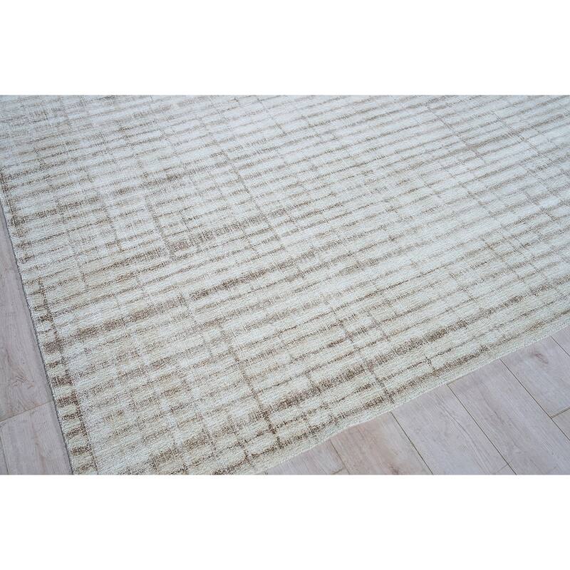 EXQUISITE RUGS Allure Hand-loomed Wool/Bamboo Silk Beige/Brown Area Rug.