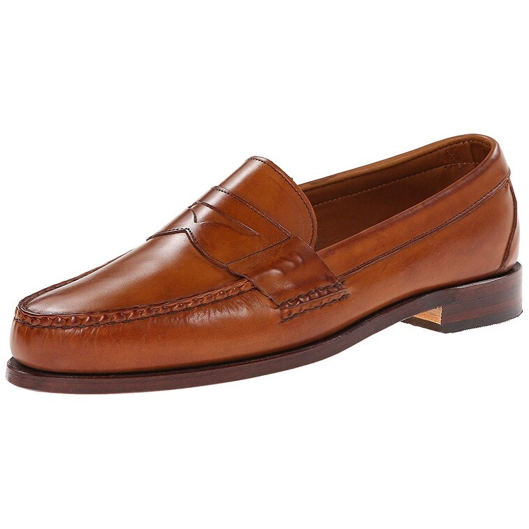 closed loafer