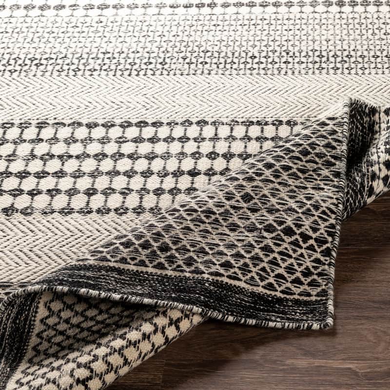 Livabliss Casual Mardin Diamond Area Rug