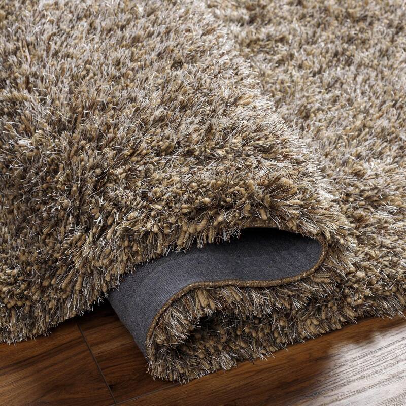 The Curated Nomad Baden Hand-woven Wool Soft Shag Area Rug