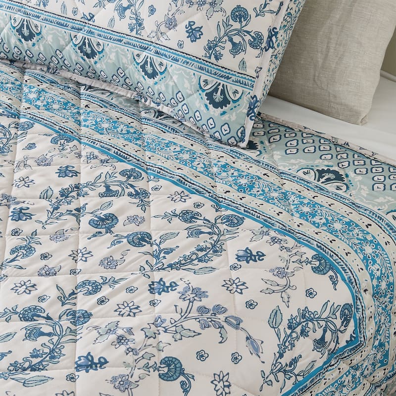 Patina Vie Maison Vintage-Inspired Floral Reversible Quilt Set with Shams